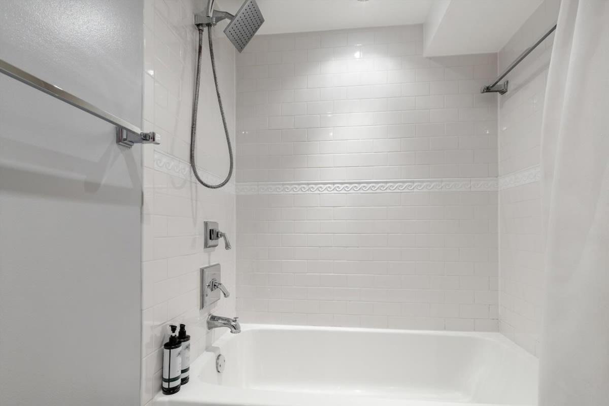 Entire 1-Br Apt In Noma Eckington Washington Ngoại thất bức ảnh
